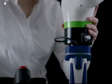 El nuevo brazo robótico de Fanuc, destaca por ser más compacto que su antecesor